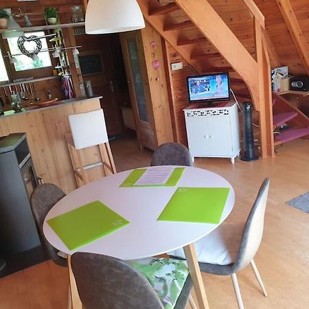 Nurdachhaus Mit Kaminofen Und Grossem Grundstueck Villa Faßberg Kültér fotó
